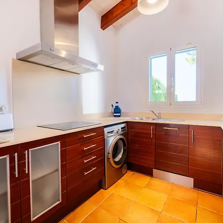 Villa Finesse By Menorcarentals Son Bou