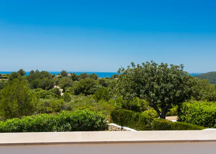 Finesse By Menorcarentals *