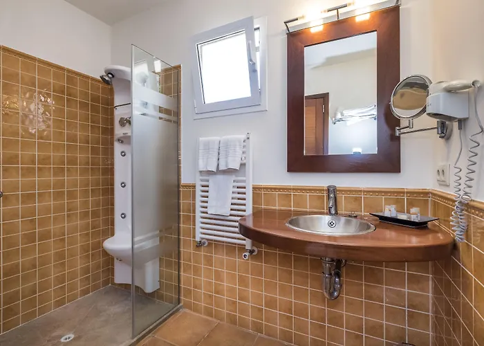 Finesse By Menorcarentals