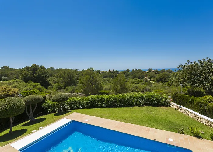 Finesse By Menorcarentals