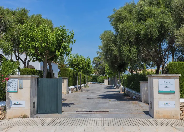 Villa Finesse By Menorcarentals Son Bou
