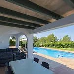 Finesse By Menorcarentals
