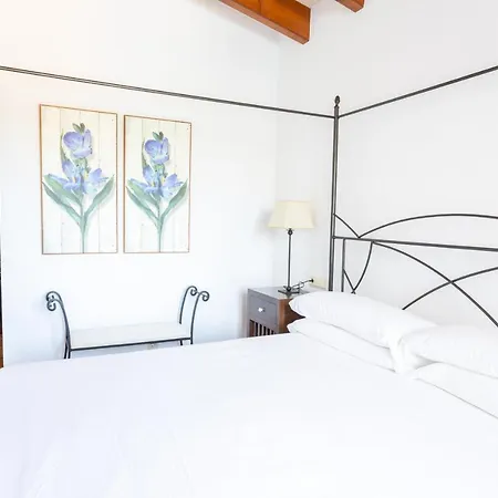 Villa Finesse By Menorcarentals