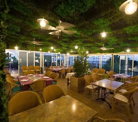 Finesse By Menorcarentals