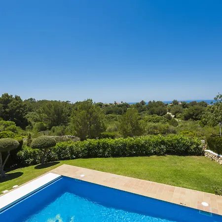 Finesse By Menorcarentals