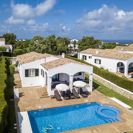 Finesse By Menorcarentals