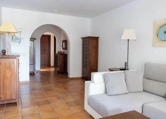 Villa Finesse By Menorcarentals *