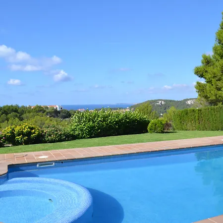 Finesse By Menorcarentals