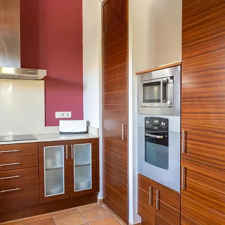 Finesse By Menorcarentals *